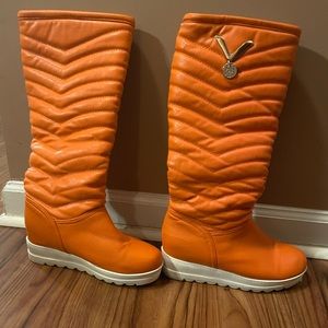 Show stopping orange boots